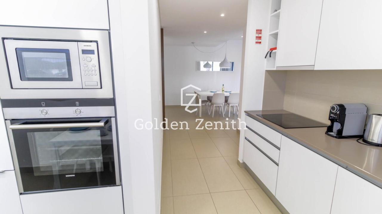 קווארטיירה Cavalo Preto Luxury Beach Apartment By Golden Zenith מראה חיצוני תמונה