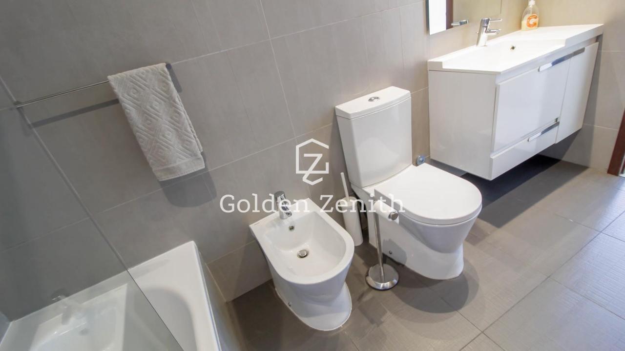 קווארטיירה Cavalo Preto Luxury Beach Apartment By Golden Zenith מראה חיצוני תמונה