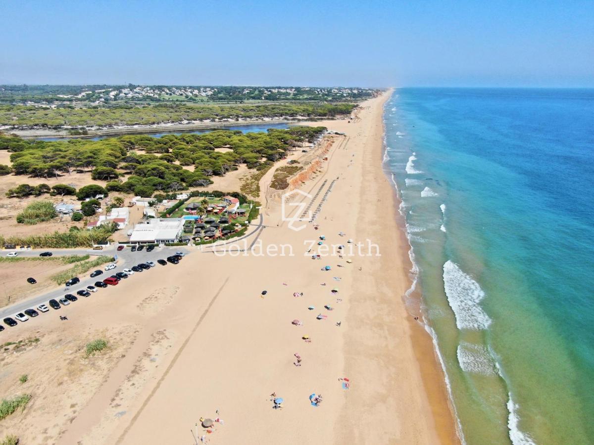 קווארטיירה Cavalo Preto Luxury Beach Apartment By Golden Zenith מראה חיצוני תמונה