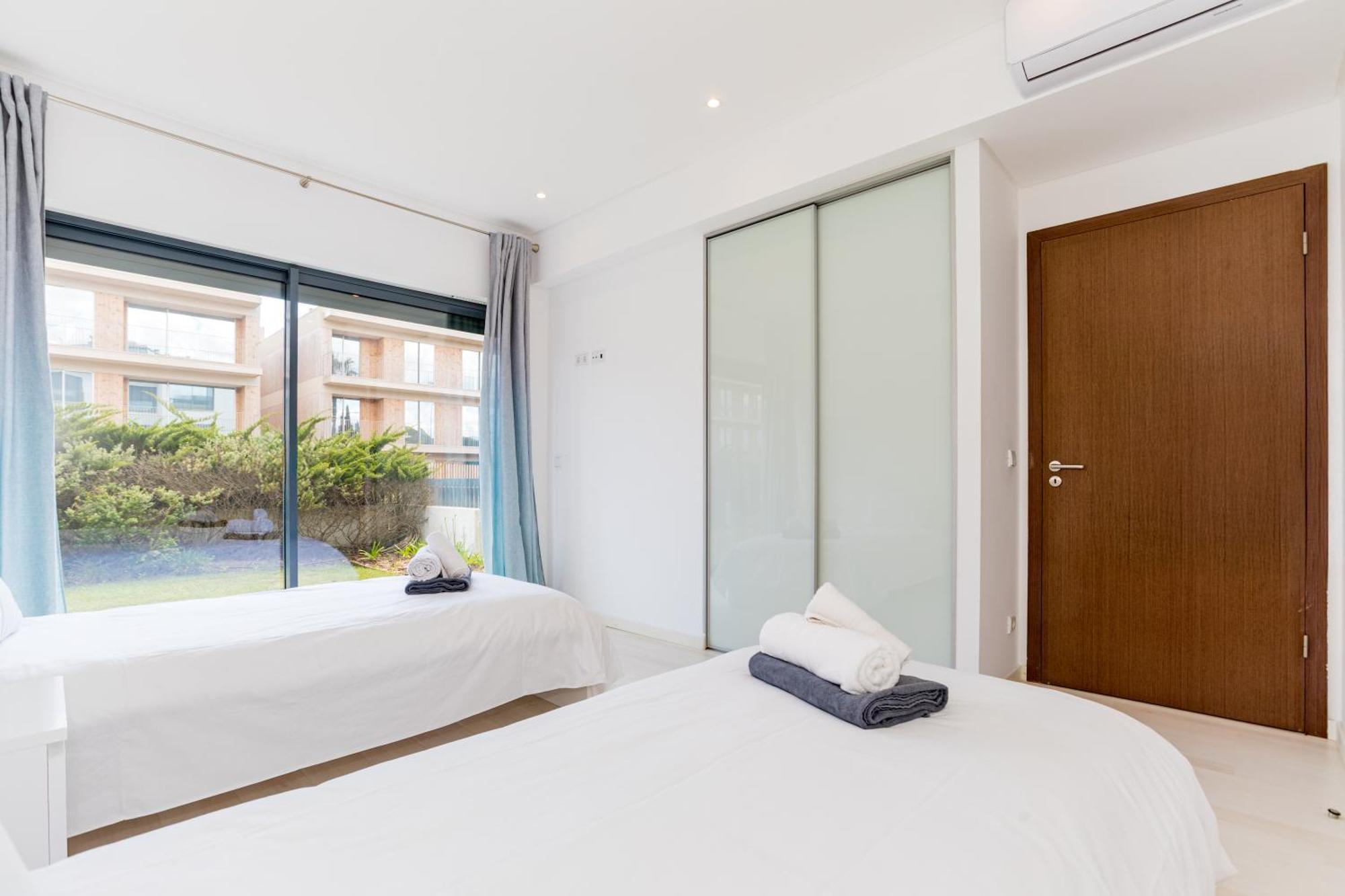 קווארטיירה Cavalo Preto Luxury Beach Apartment By Golden Zenith מראה חיצוני תמונה