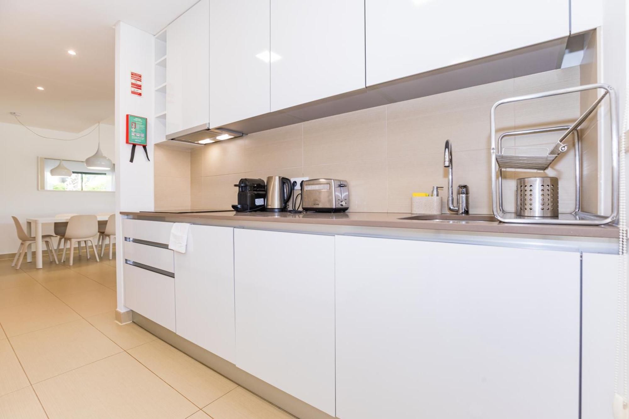 קווארטיירה Cavalo Preto Luxury Beach Apartment By Golden Zenith מראה חיצוני תמונה