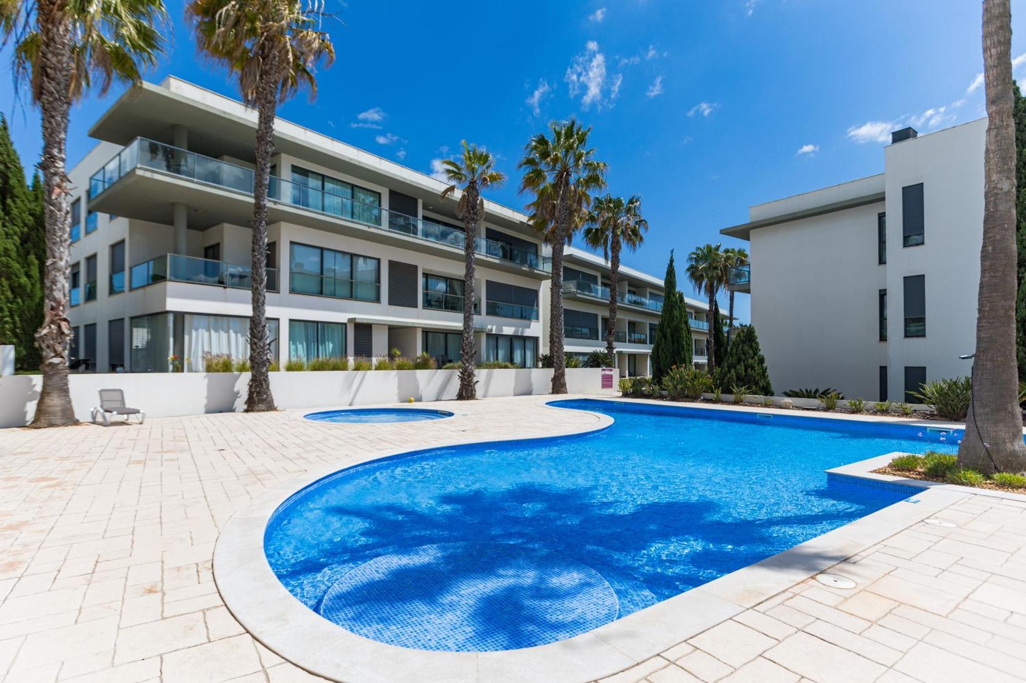 קווארטיירה Cavalo Preto Luxury Beach Apartment By Golden Zenith מראה חיצוני תמונה