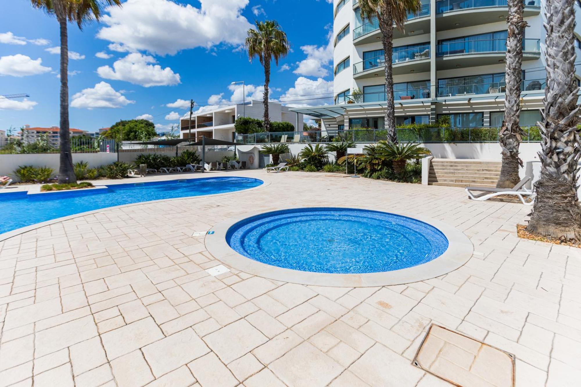 קווארטיירה Cavalo Preto Luxury Beach Apartment By Golden Zenith מראה חיצוני תמונה